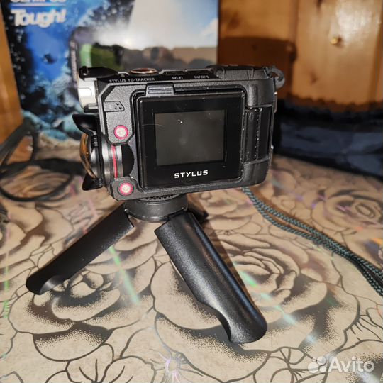 Экшн камера Olympus Tg-Tracker