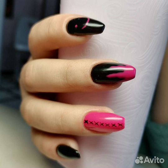 Маникюр педикюр