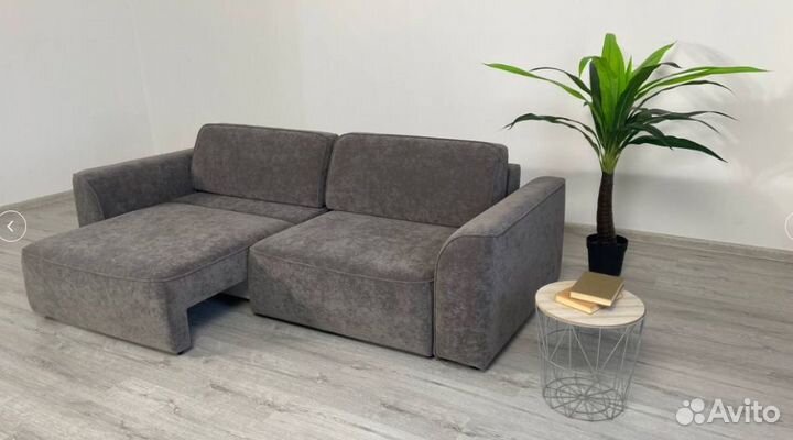 Диван кровать с универсальной раскладкой