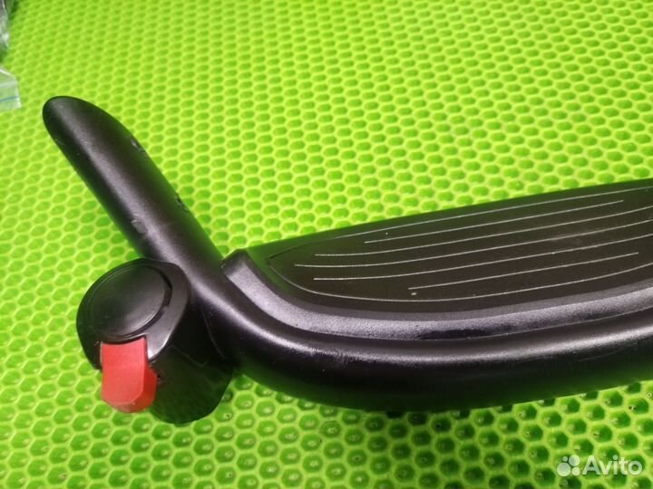 Подножка на детскую коляску