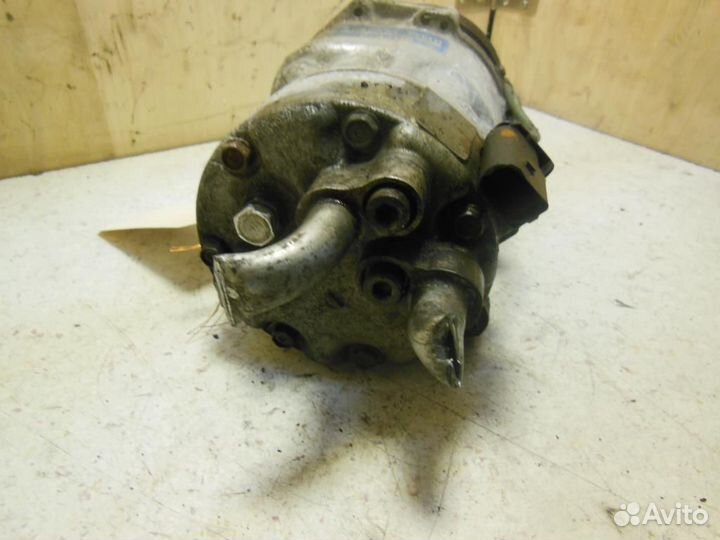 Компрессор системы кондиционирования Volkswagen Go