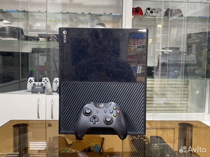 Xbox one + Игра + Гарантия