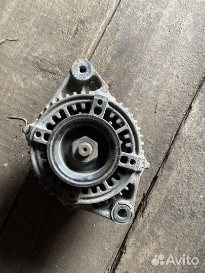 Генератор от Toyota