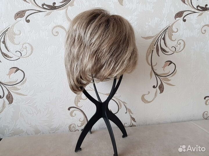 Парик натуральный