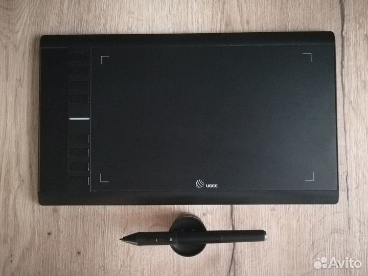 Графический планшет Ugee
