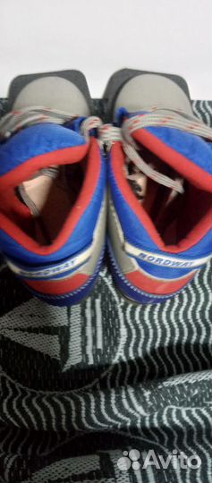 Лыжные ботинки