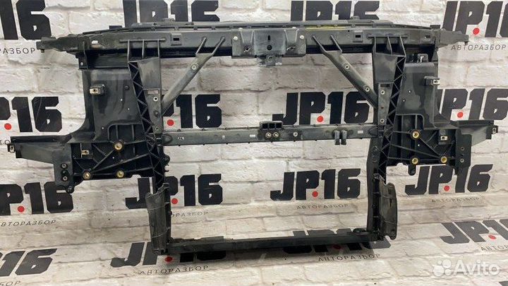 Рамка радиатора передняя Infiniti Qx56 JA60 VK56DE