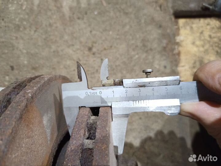 Передние тормозные диски Renault Laguna 2