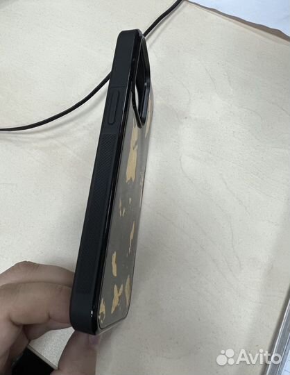 Чехол iPhone 13 pro битый карбон и золото