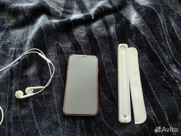 iPhone Xr, 128 ГБ