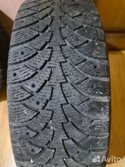 Nokian Tyres Hakkapeliitta 4 195/65 R15 95T