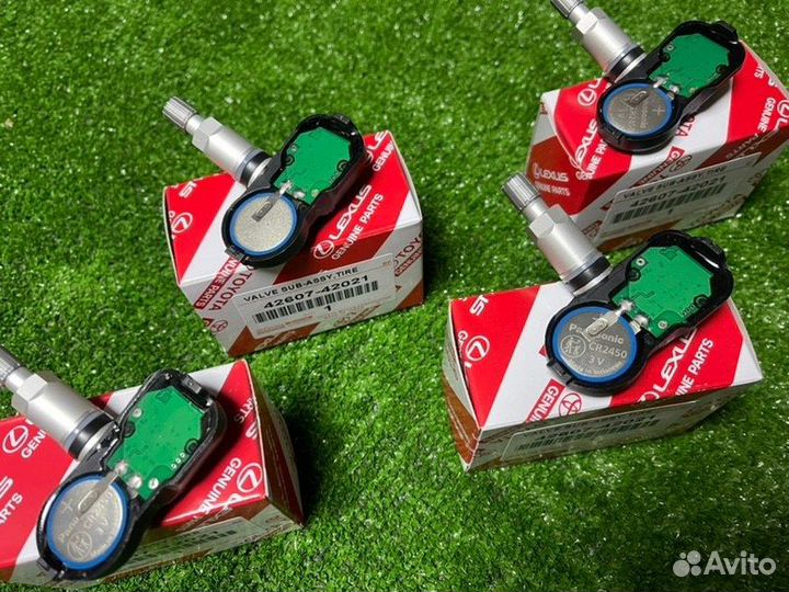 Датчик давления воздуха в шине Toyota Lexus