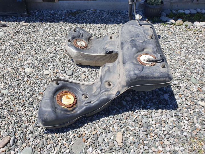 Бак топливный для Audi A8 D4