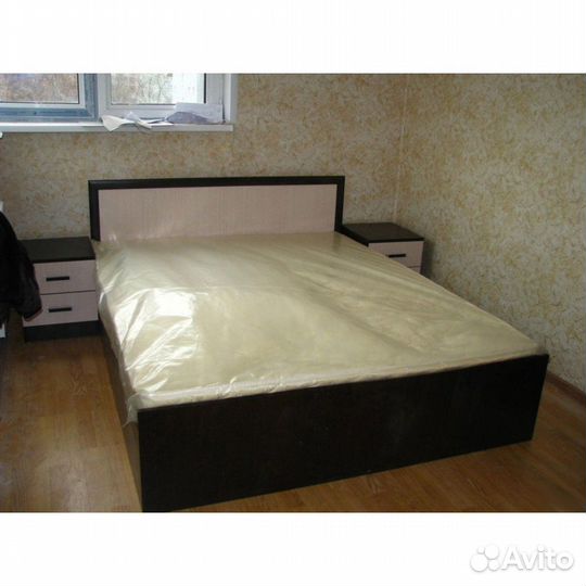 Кровать с Матрасом