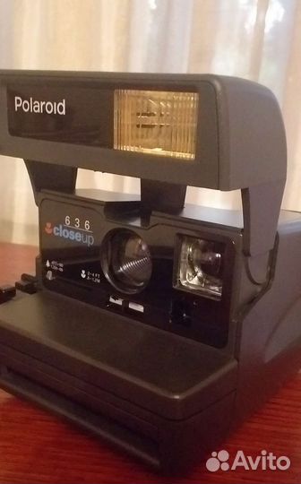 Фотоаппарат моментальной печати polaroid