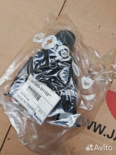 Подушка двигателя Tenacity Hyundai Elantra