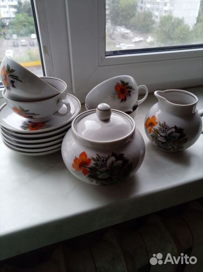 Неполный чайный сервиз Маки Дулево