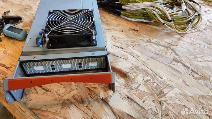 Серверный блок питания для майнинга
