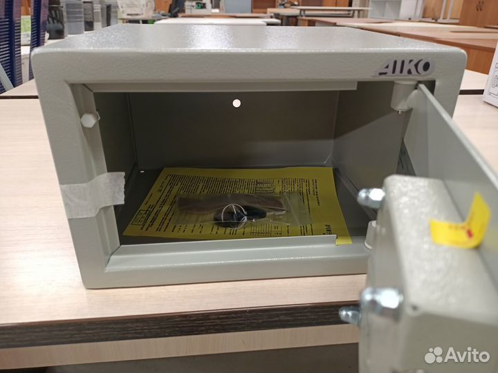 Мебельные сейфы aiko Т-17 новые