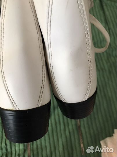 Коньки фигурные