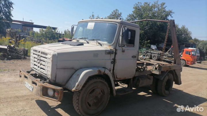 Мусоровоз бункеровоз
