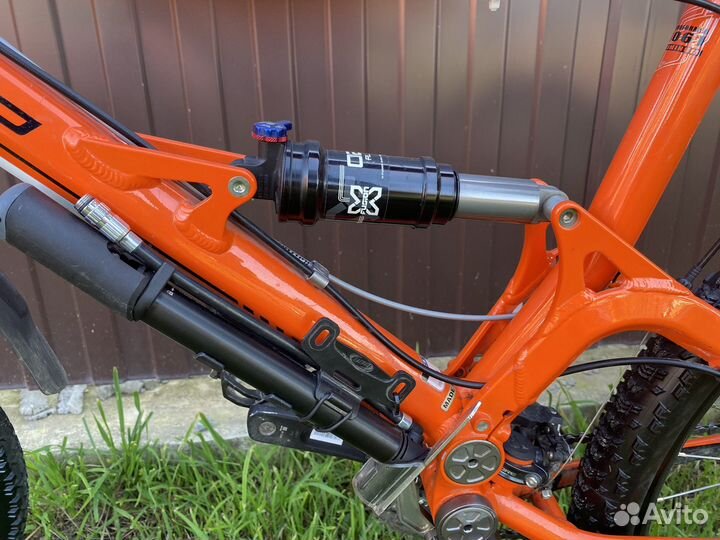 Велосипед GT sensor 3.0