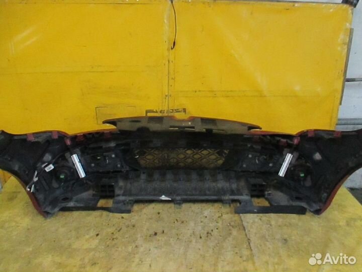 Бампер передний 620221625R Renault Megane 3 GT