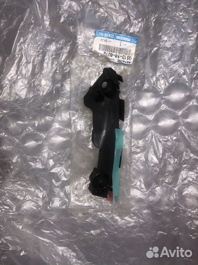 Левая направляющая переднего бампера mazda 6