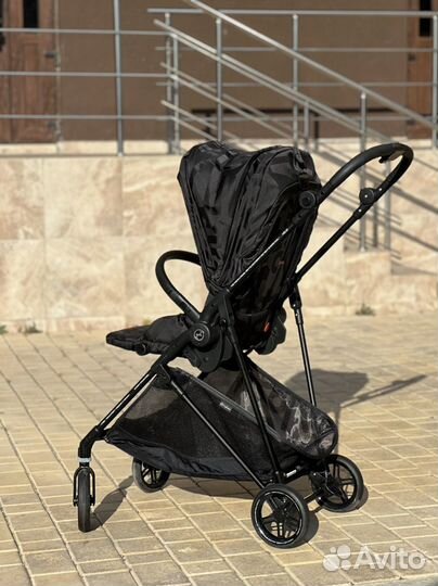 Прогулочная коляска Cybex Melio Street чёрная