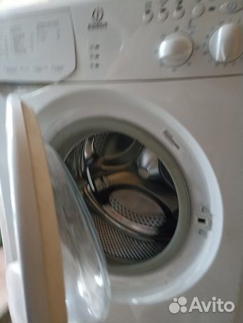 Стиральная машина Indesit wisn 82