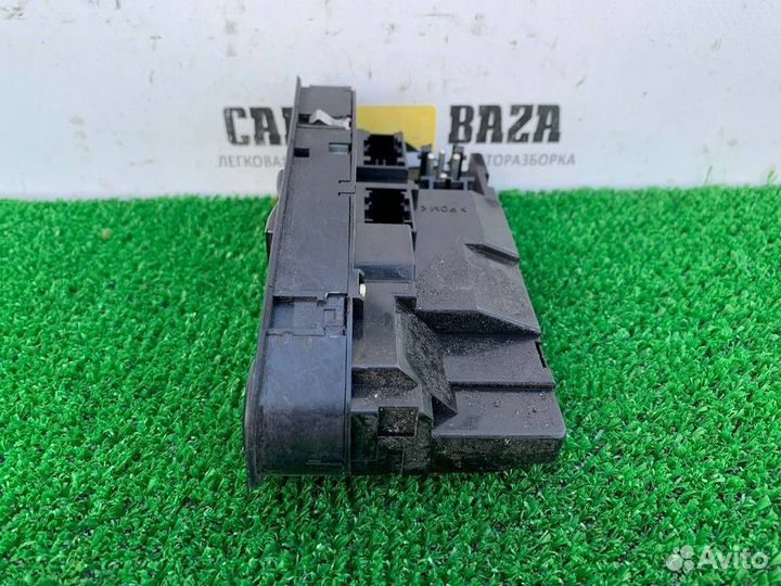 Блок управления стеклоподъемниками BMW 5