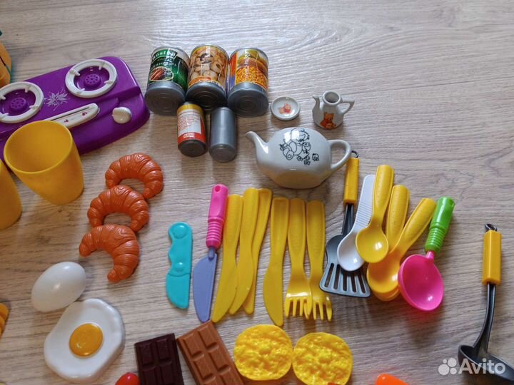 Детская посуда и продукты