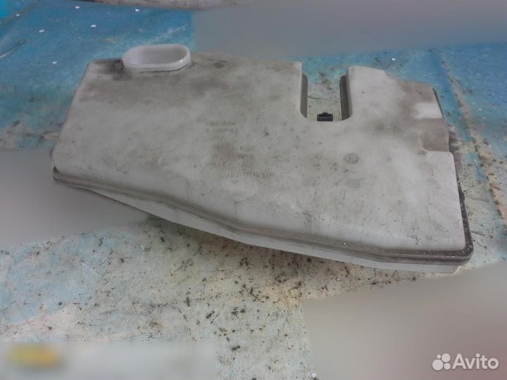 Бачок омывателя лобового стекла Renault Duster 201