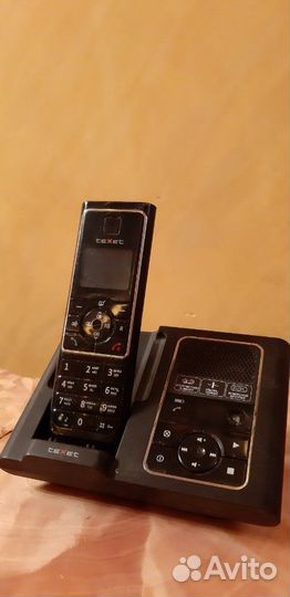 Телефон с автоответчиком