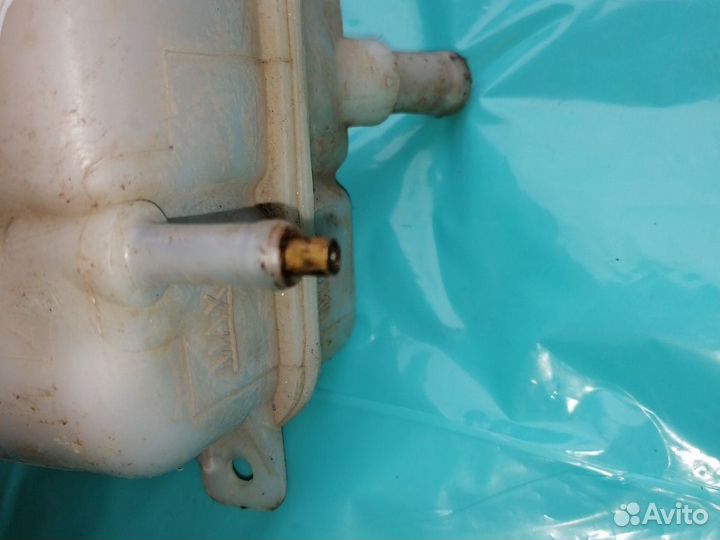 Расширительный бачок Заз Вида