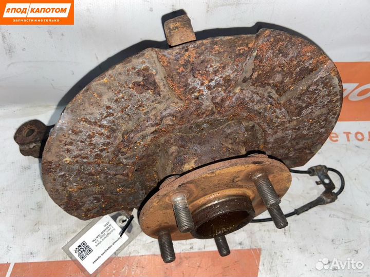 Кулак передний правый Suzuki Grand Vitara 2 рест