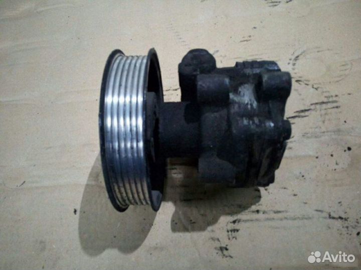 Насос гур Volkswagen Golf 4