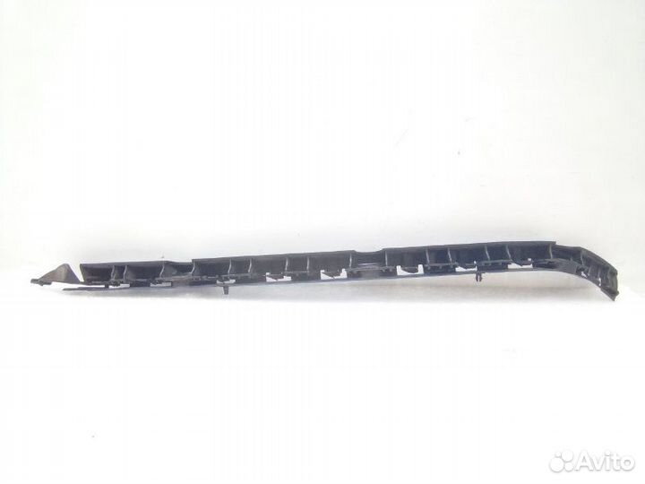 Кронштейн бампера задний правый Mercedes-Benz