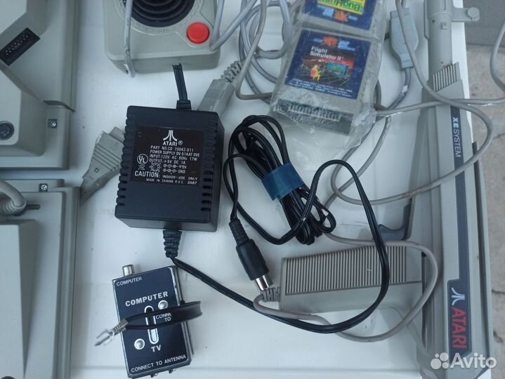 Игровая приставка atari