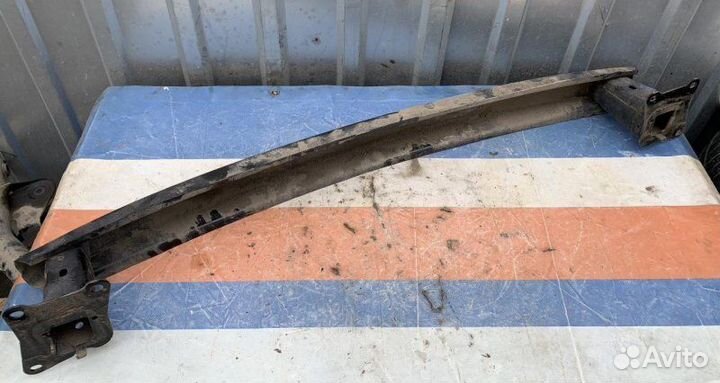 Усилитель бампера задний Skoda Octavia A5 1Z