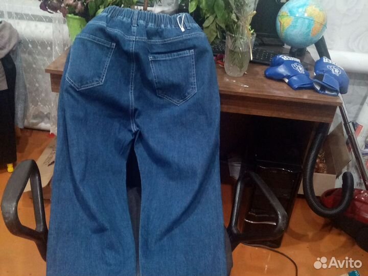 Джинсы женские