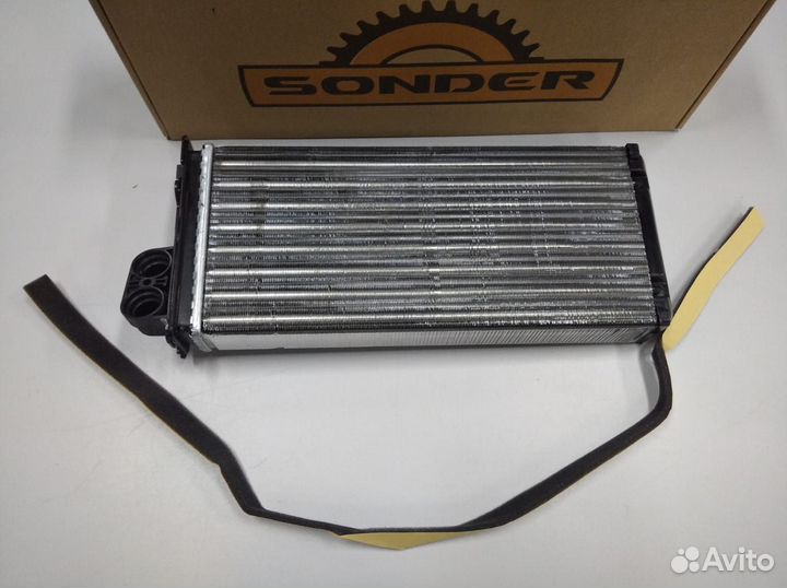 Радиатор отопителя Рено Премиум