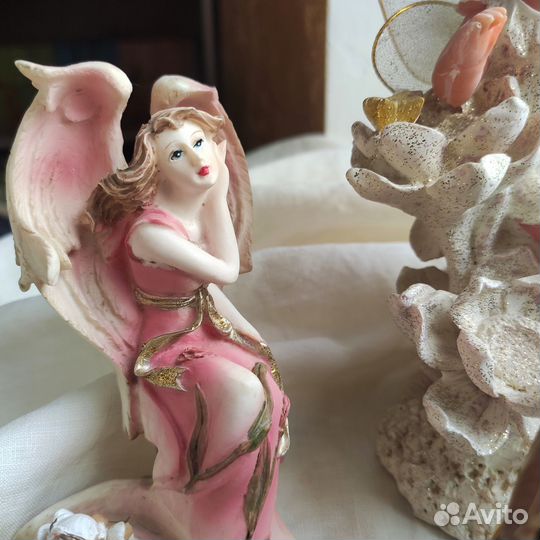 Сувениры статуэтки