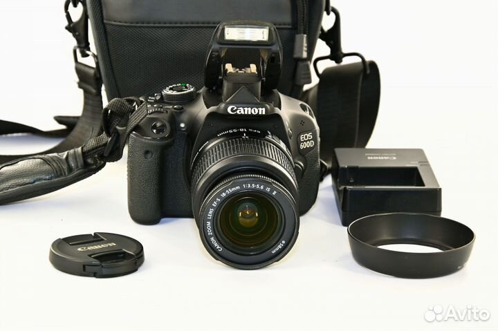 Canon EOS 600D/T3i 18.0MP с Kit Canon 18-55
