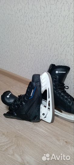 Коньки хоккейные