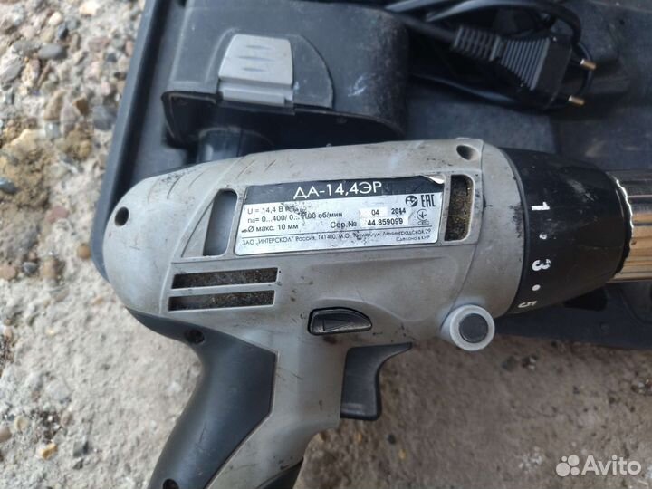 Аккумуляторная дрель шуруповерт интерскол