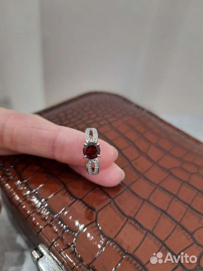 Серебряное кольцо