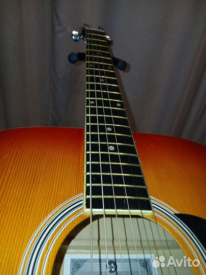 Электроакустическая гитара