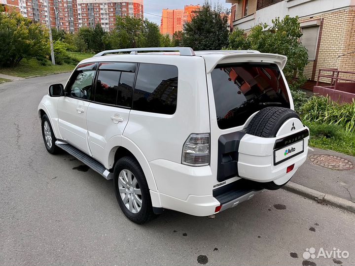 Mitsubishi Pajero 3.2 AT, 2012, 147 000 км