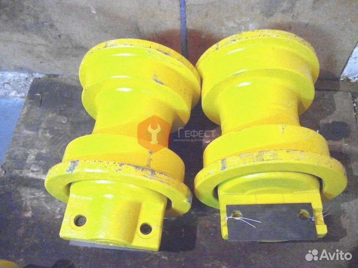 Каток Komatsu PC200-2 205-30-K1300